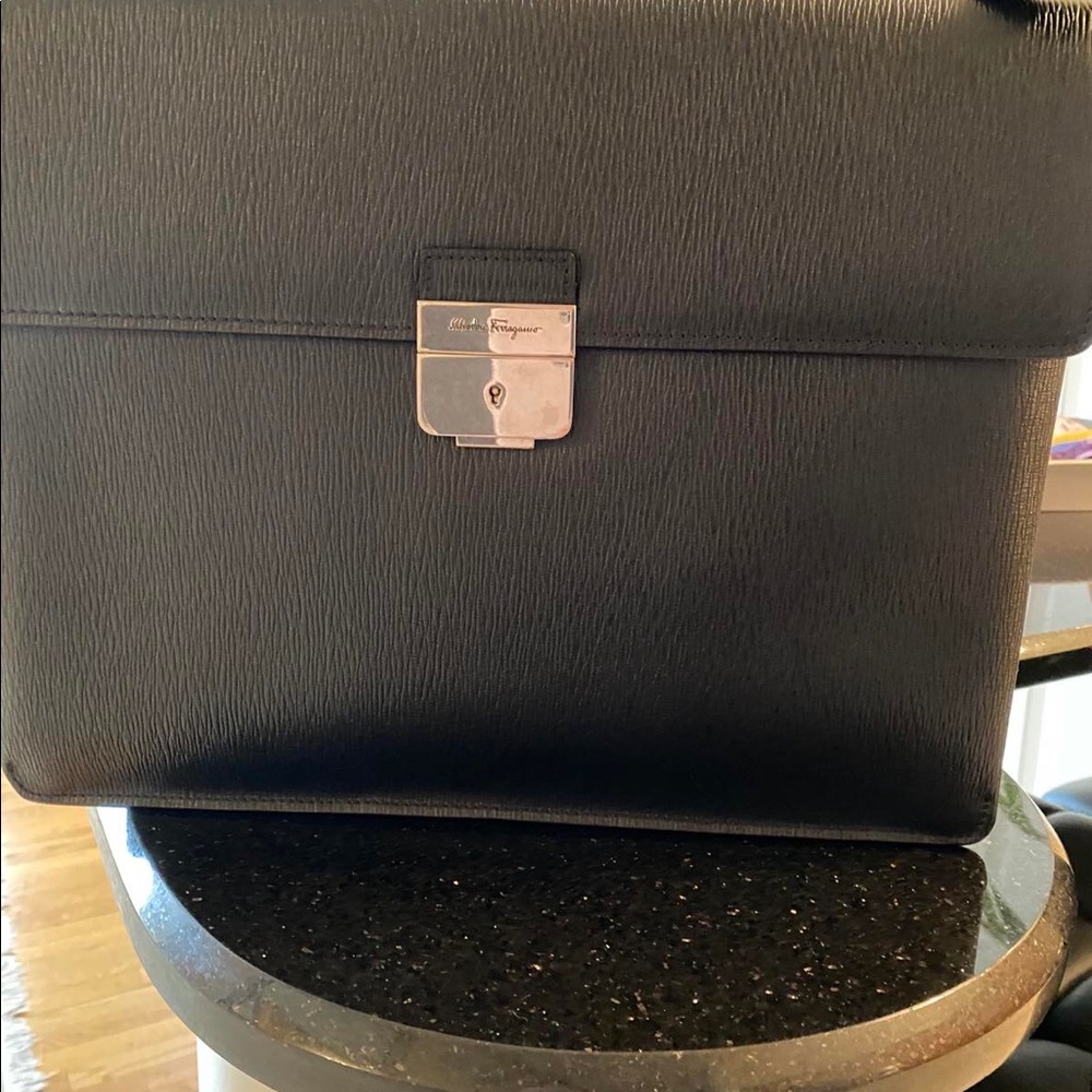 COPY - COPY - Carry Me to The Office FERRAGAMO